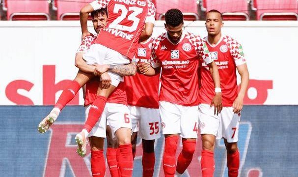 周六德甲赛事：波鸿对阵美因茨，哪支球队将斩获胜利？