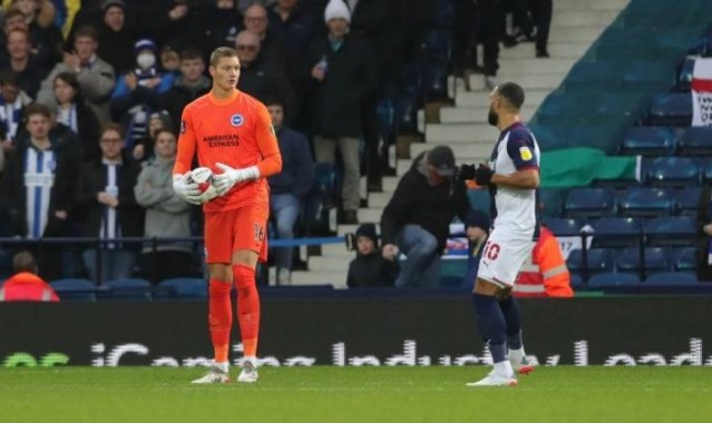 布莱顿官方：门将舍尔彭转会加盟圣吉罗斯，具体条款未公开