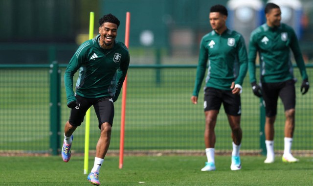 科尔·布兰尼根惊艳一击助维拉青年军逆转曼城，夺得足总青年杯