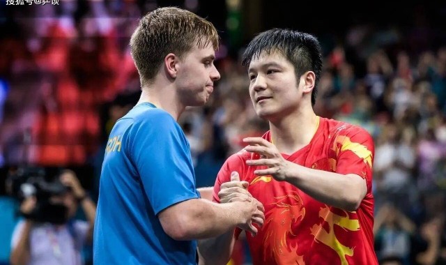 就在今晚！樊振东正式开启德甲留洋生涯，出席赛季首场新闻发布会