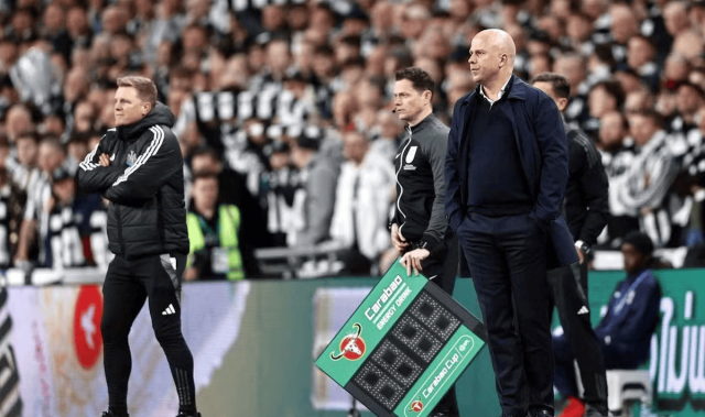 英超年度最佳教练候选盘点：五位名帅谁将问鼎殊荣？