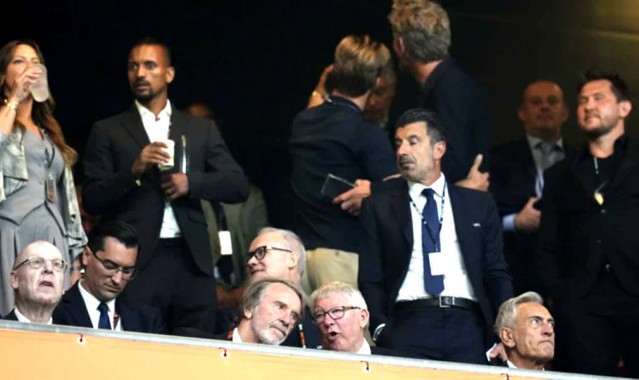 曼联输掉欧联杯决赛直接少赚500万！潜在损失上亿，苦日子还在后头