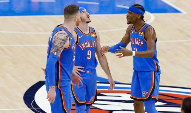 本赛季雷霆面对东部球队30胜3负 总决赛仅落后1分53秒