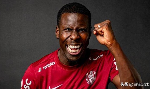 放弃五大联赛！30岁法国前国脚加盟罗马尼亚联赛曼联功勋促成转会