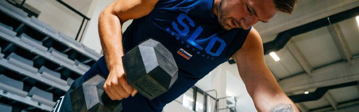 东契奇变肌肉男湖人狂喜 尼克变相助力再记一功？