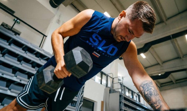 东契奇变肌肉男湖人狂喜 尼克变相助力再记一功？