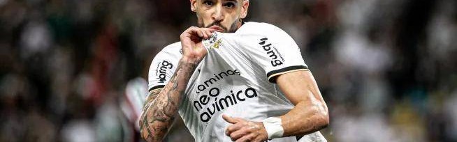 意外！曝上港或免签37岁巴西队长，曾效力德甲豪门，比肩奥斯卡！