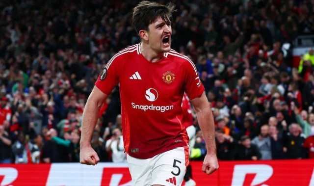 马奎尔绝杀曼联5-4晋级，2-0被扳平后加时让二追三！红魔精神挽救实力不济